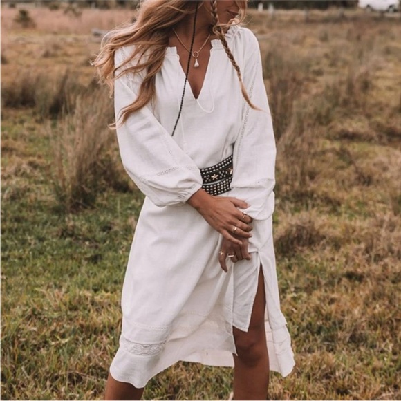 UPDATED! 🤍😍 Spell Milla Gown NWT Sz M Color: cream/white! 🤍😍 - Picture 3 of 16